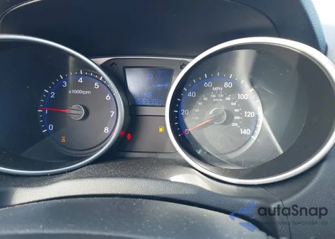 2015 Hyundai Tucson Limited z USA, uszkodzony, nr VIN KM8JUCAG1FU089113